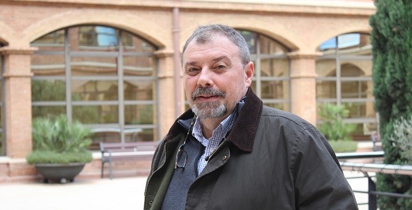 Primeres figures de la politologia debaten sobre l'estat de les democràcies
